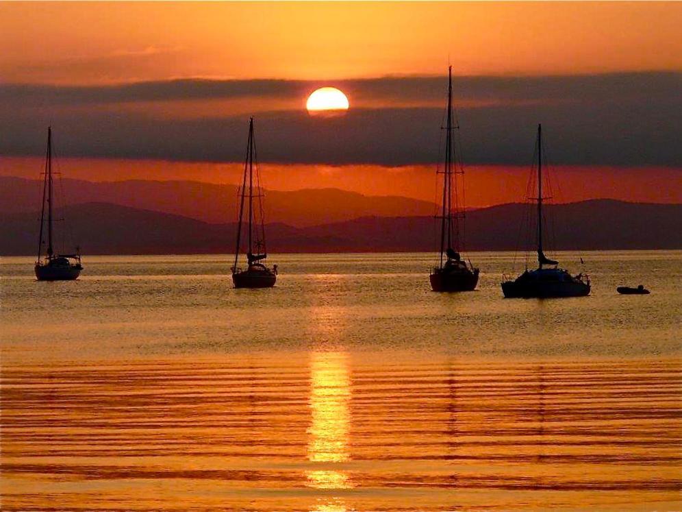 Le Surplage Hyeres Exterior photo